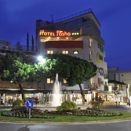 帕夏酒店 利尼亚诺萨比亚多罗 外观 照片
