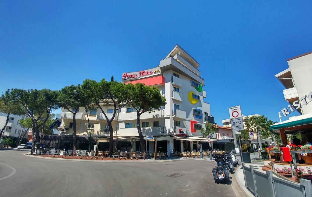 帕夏酒店 利尼亚诺萨比亚多罗 外观 照片