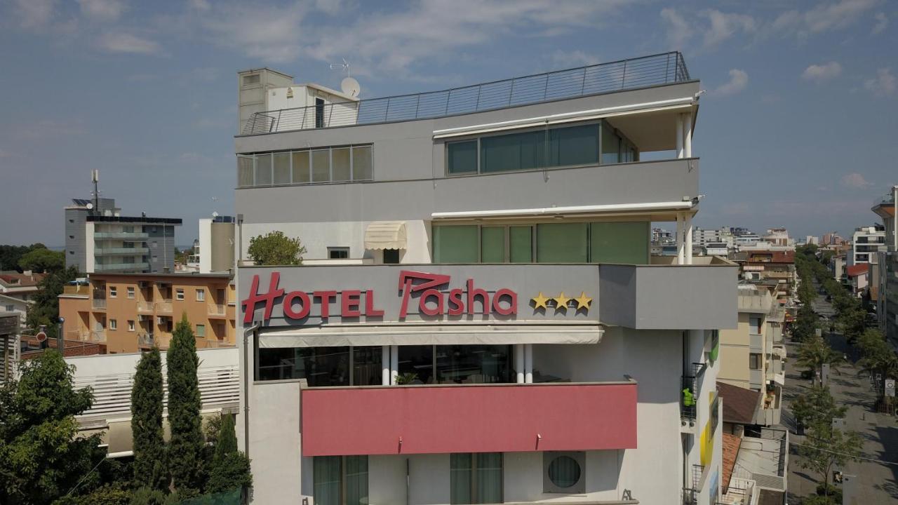 帕夏酒店 利尼亚诺萨比亚多罗 外观 照片